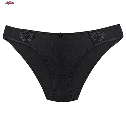 شورت زنانه لین مدل فشن بغل تور مشکی 4681-560