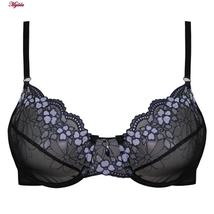 ست شورت و سوتین زنانه فیتن مدل فنردار گیپور مشکی کد 4952-9