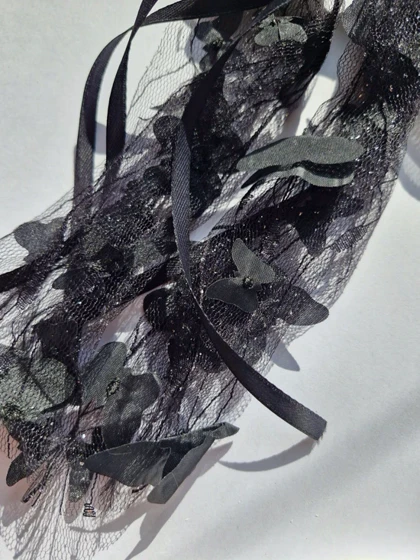 پاپیون فرانسوی آویز پروانه- کد 1150