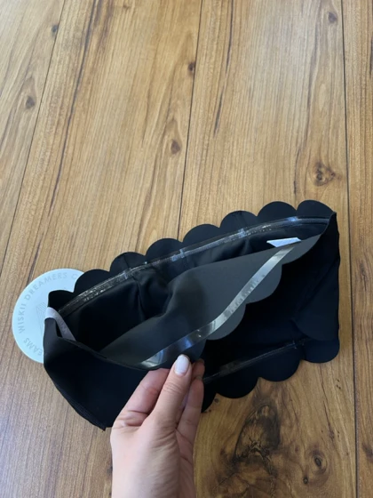 نیم‌تنه دکلته ویسکی WISKII مدل Scallop Strapless