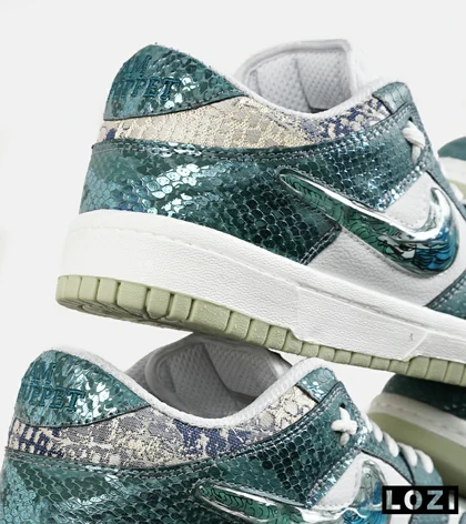 کفش کتانی مردانه و زنانه سبز سفید NIKE dunk low steam puppet مدل 7222