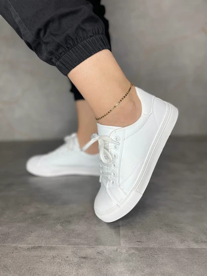 کتانی زنانه ونس ساده (برند یرفا)