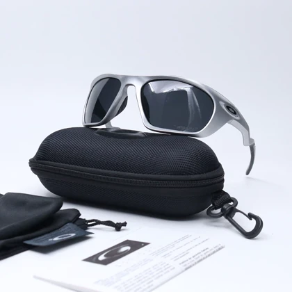 عینک برند OAKLEY کد 181407