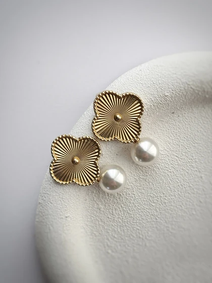 گوشواره های تخفیف خورده سری 6