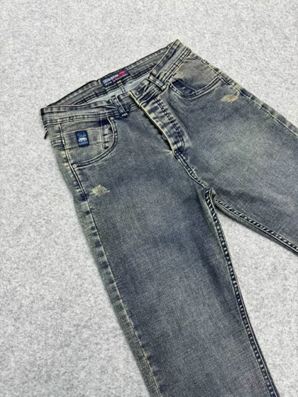 شلوار جین راسته مردانه رنگ طوسی خاص پارچه کشی ترکیبی راحتی اعلاء با استایل رسمی