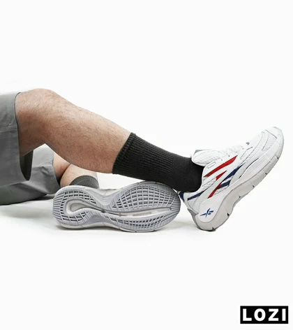 کفش کتانی سفید قرمز آبی مردانه reebok CROSS FIT