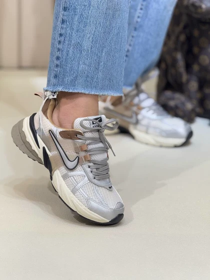 کتانی زنانه نایک وی تو کی nike V2K Run Womans کد 1144
