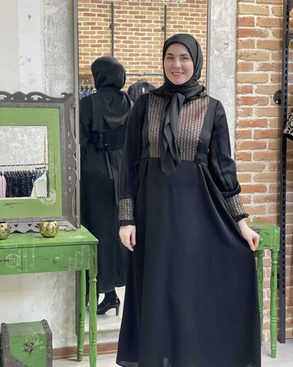 عبا سحر مشکی (گندمی)
