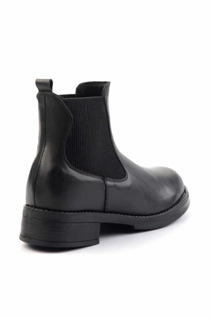 بوت و نیم بوت زنانه بامبی bambi