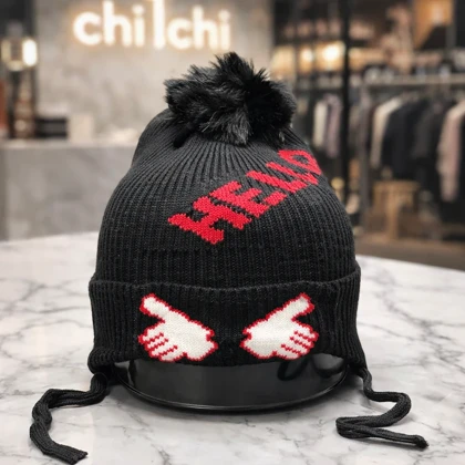 کلاه بافت HEllo