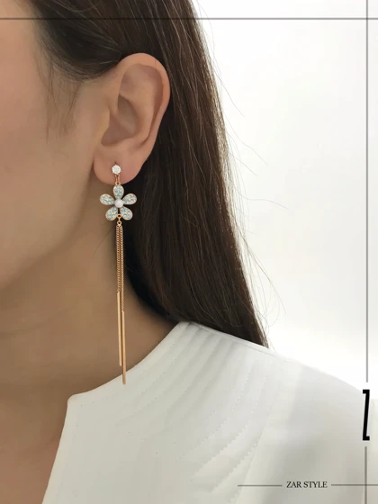 گوشواره آویزی گل تابه‌تا