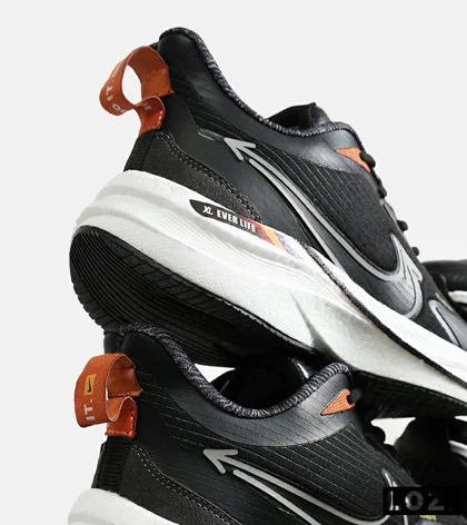 کفش کتانی مردانه و زنانه مشکی سفید نایک NIKE PEGASUS target مدل 7027