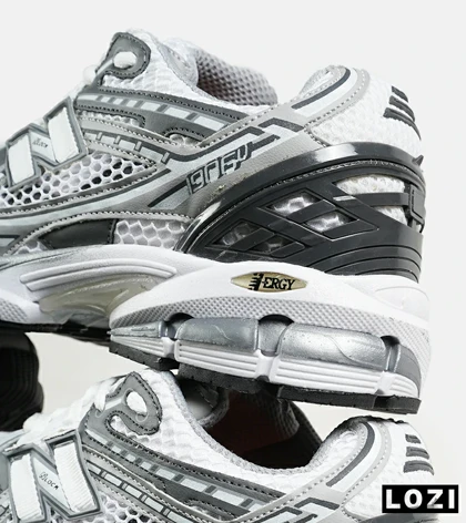 کفش کتانی مردانه و زنانه طوسی سفید New Balance 1906R مدل 7361