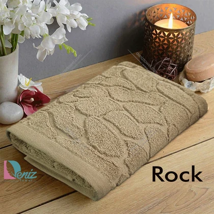حوله دستی بزرگ طرح راک رنگ نسکافه ای