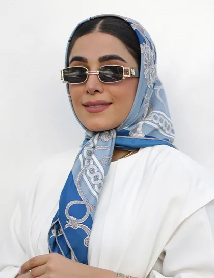 روسری ابریشم دور دست دوز طرحدار آریل