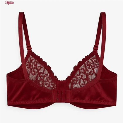 ست شورت و سوتین زنانه رنگ زرشکی مدل فنردار بی یو تی کد 5401