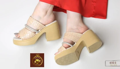 صندل و روفرشی مجلسی نگینی طبی زنانه پاشنه‌دار 610-3