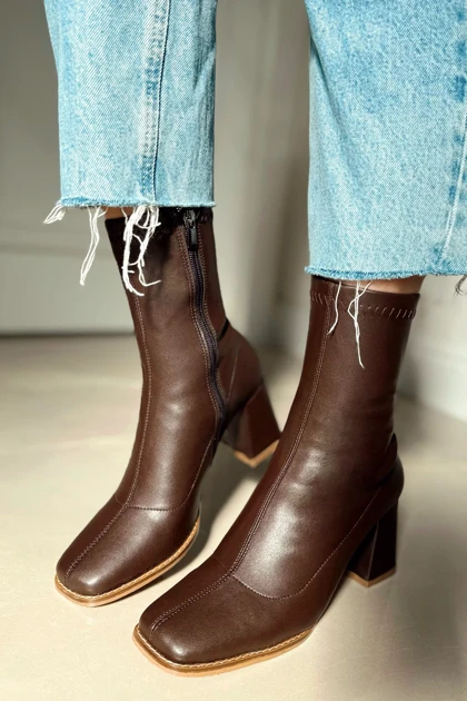 بوت و نیم بوت زنانه polka-store polka-store