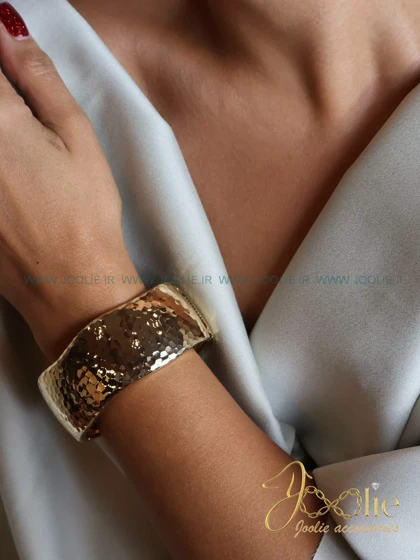 بنگل دستبند زنانه طرح طلا مدل رسا گلد کد B2145