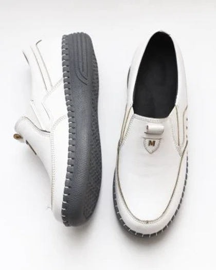 کفش زنانه طبی آناهیتا