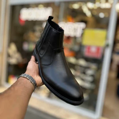 بوت چرم چلسی مشکی سایز بزرگ کد 5922