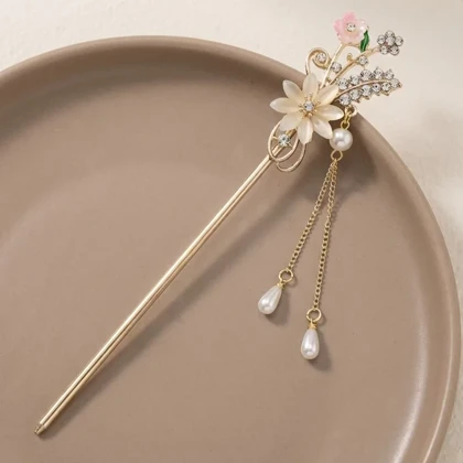 کانزاشی مو زنانه فلزی طرح گل و مروارید با آویز ظریف مدل مریول