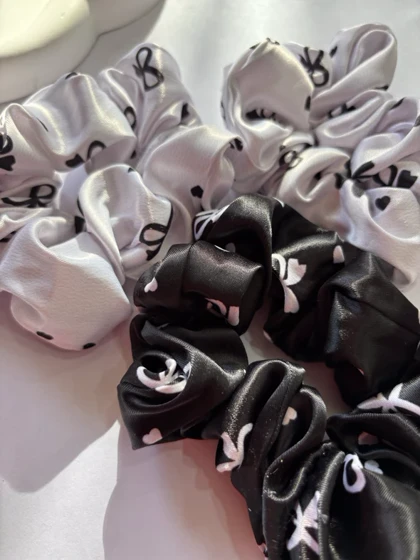 اسکرانچی سیاه و سفید- کد 1118