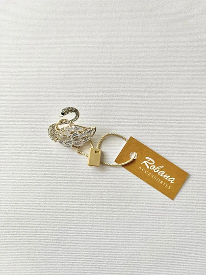 سنجاق سینه 4040808