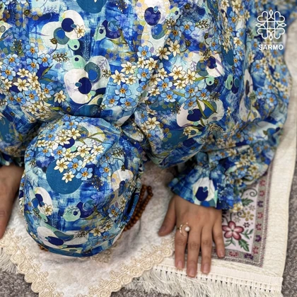 چادرنماز آستین‌دار نیلگون