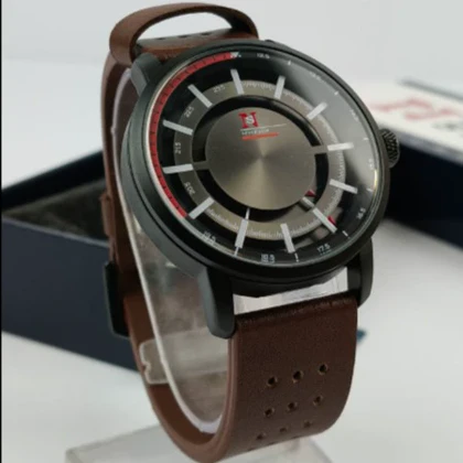 ساعت مچی مردانه اورجینال Never Stop با جعبه اورجینال و باطری اضافی بند قهوه ای1