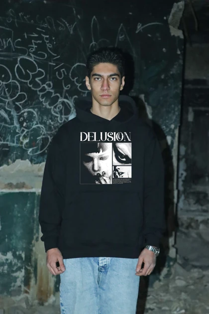 هودی مشکی اسپرت طرح Delusion - فواصل