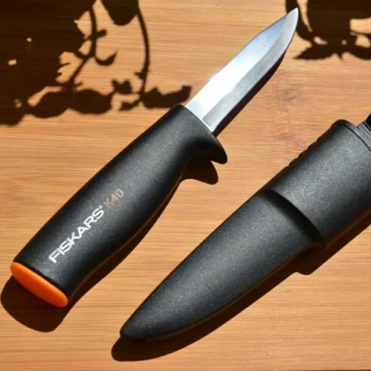 چاقو طبیعت گردی FISKARS UTILITY KNIFE K40