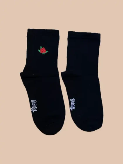 جوراب نیم ساق زنانه گلدوزی طرح گل رز