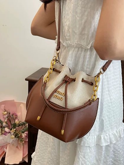 کیف دوشی وارداتی برند miu miu کد K761