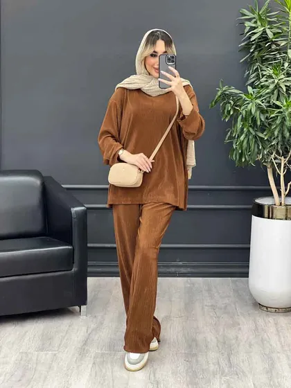 ست بلوز و شلوار پلیسه‌دار