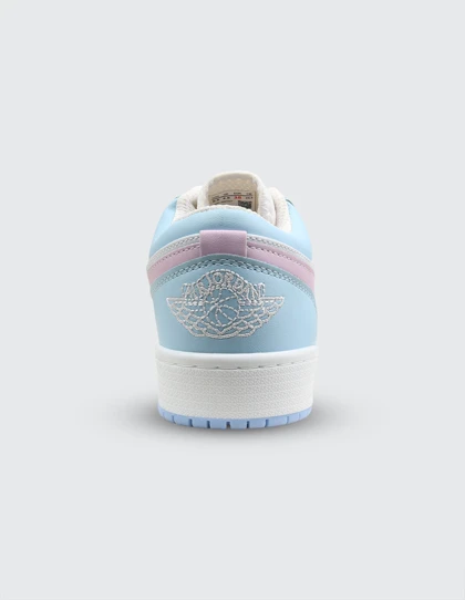 کفش روزانه زنانه نایکی Air Jordan 1 Low LX W