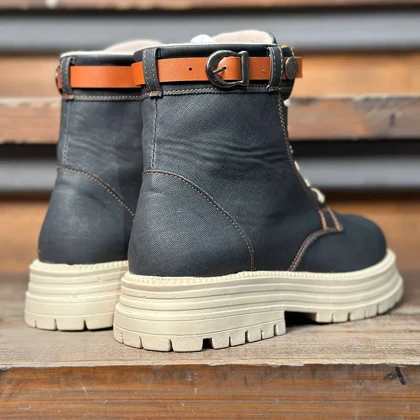 بوت زنانه جیب‌دار زارا