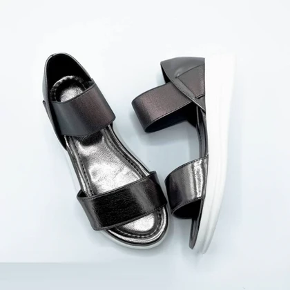 کفش صندل زنانه مدل Stradivarius Sandal - SDs63