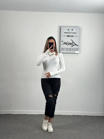 بلوز سرشونه چین اشکی