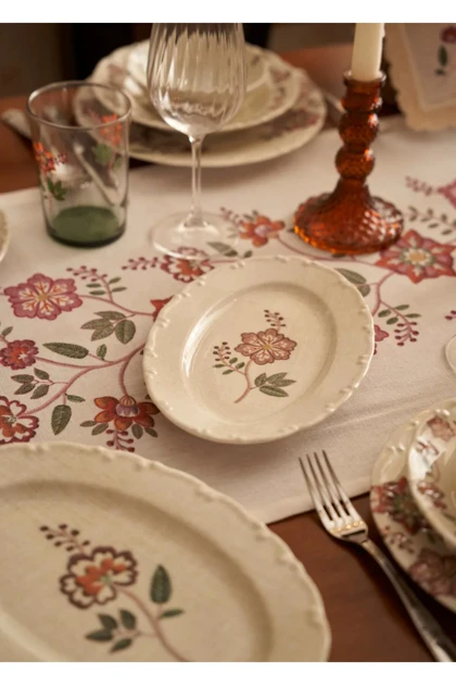 بشقاب سرو Bella Maison مدل Grandma چینی