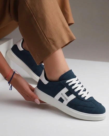 کتانی زنانه تامی هیلفیگر SNA Hilfiger