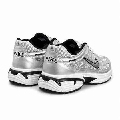 کتانی مردانه مدل رانینگ نایک P6000 نقره ای مشکیNIKE