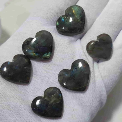 نگین طبیعی لابرادوریت تراش قلب