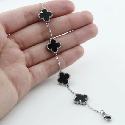 دستبند زنانه مدل ونکلیف