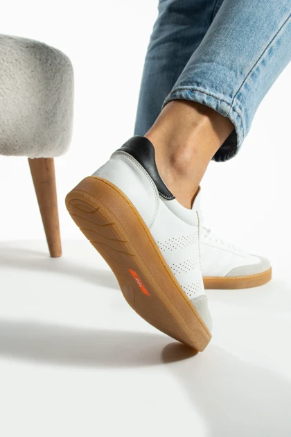 کتانی زنانه kotan kotan