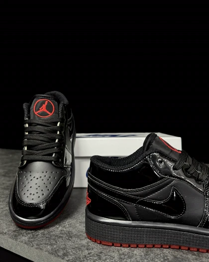 کتانی جردن وان