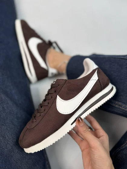 نایک کورتز 1953