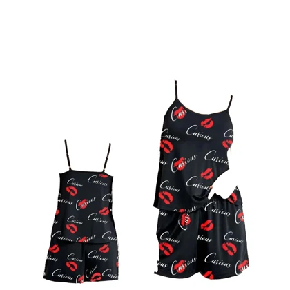 تاپ شورت استرج چاپی طرح بوسه برند استرج کد 100399