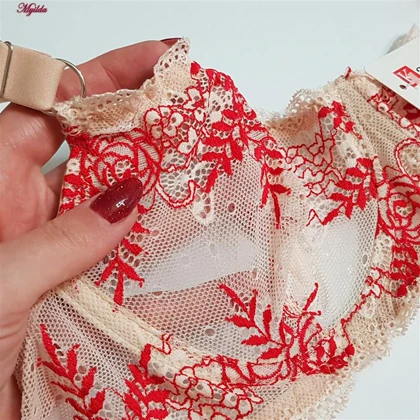 ست شورت و سوتین زنانه کارنا رز مدل فنردار کرم کد 5033-2038