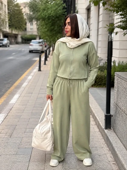 سویشرت کراپ و شلوار دلوین